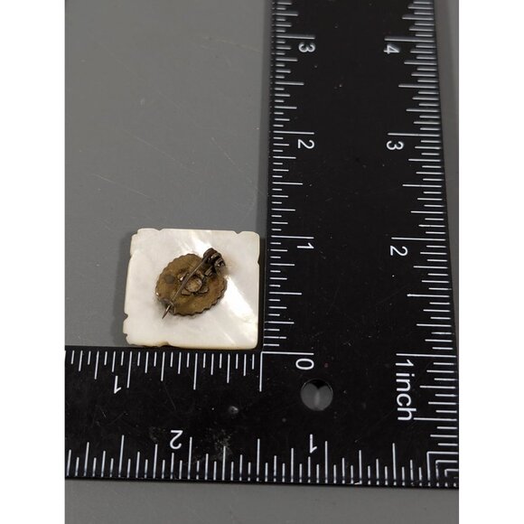 Antique Victorian Carved Style MOP Feather Leaf Pin Brooch C Clasp - Picture 9 of 9